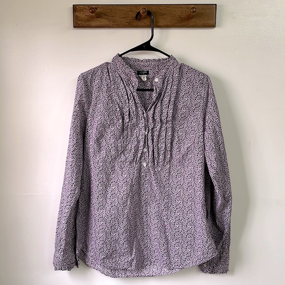 J. Crew Women’s Floral Long-Sleeve Purple and White Button Up - Medium.